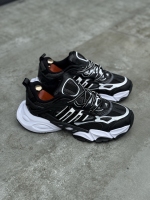 کتونی اسپرت مردانه ADIDAS DILKS مشکی نقره ای کف سفید