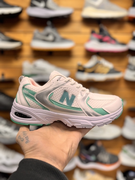 کتونی نیو بالانس