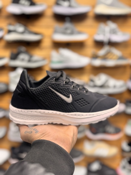 کتونی حراجی