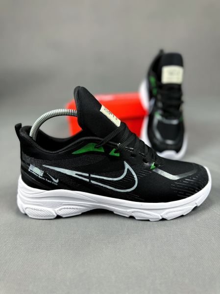 کتونی اسپرت (nike) مشکی سفید سبز
