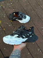 کتونی اسپرت ADIDAS DILKS مشکی سفید