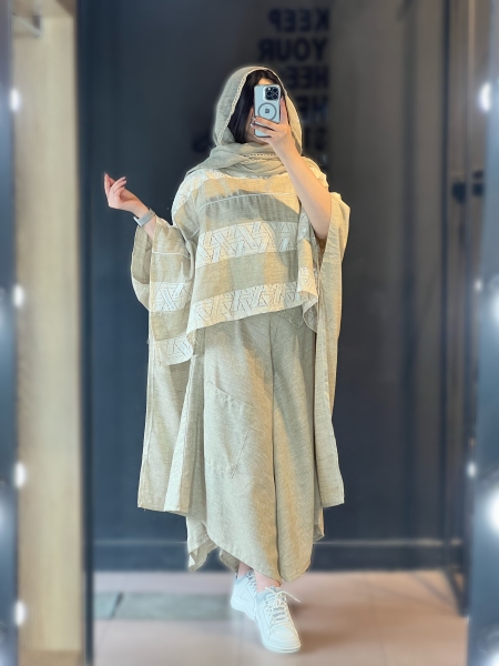 دو تیکه کفتان و دامن شلواری