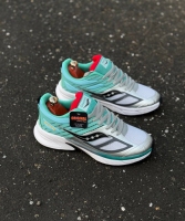 کتونی اسپرت Saucony مشکی پسته ای نقره ای