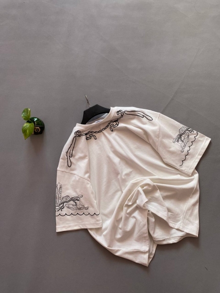 تی شرت پارچه ماکان گلدوزی شده صد در صد پنبه