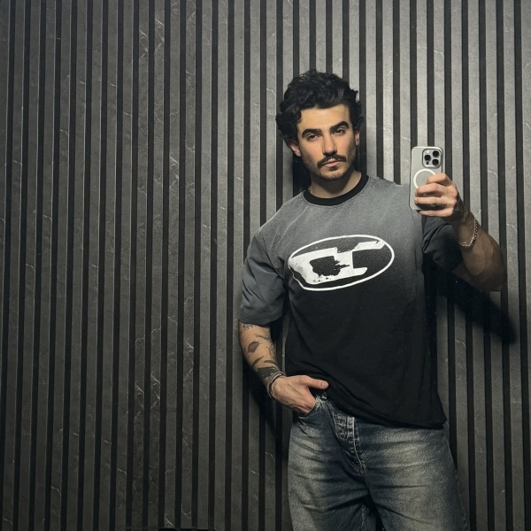 تیشرت قواره باکسی طرح دیزل ایربراش