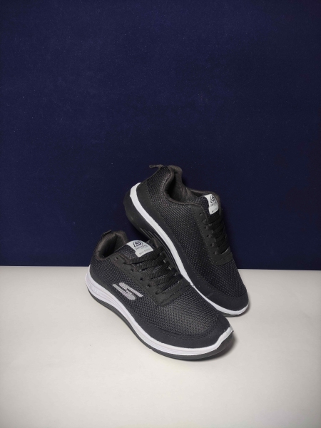 کتونی اسپرت اسکیچرز مشکی