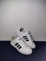 کتونی اسپرت ونس سفید