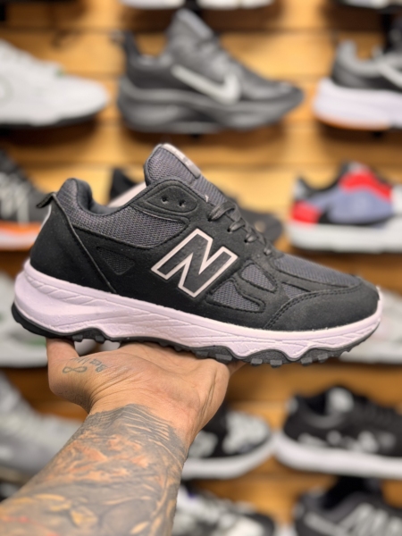 کتونی نیوبالانس