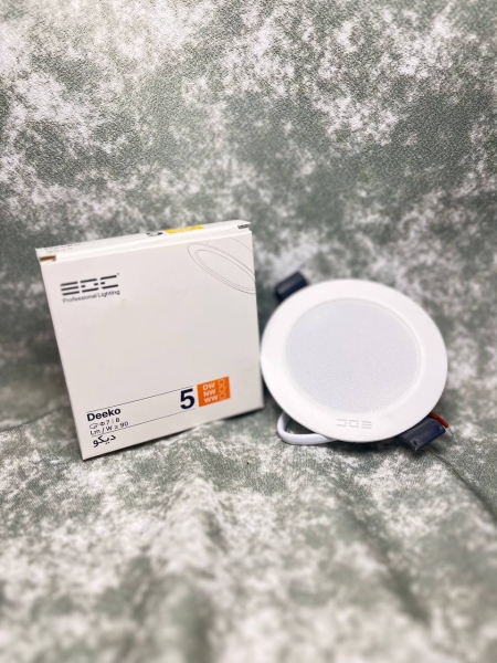 چراغ سقفی توکار دیکو گرد برش 7 و 8 سانت 5 وات