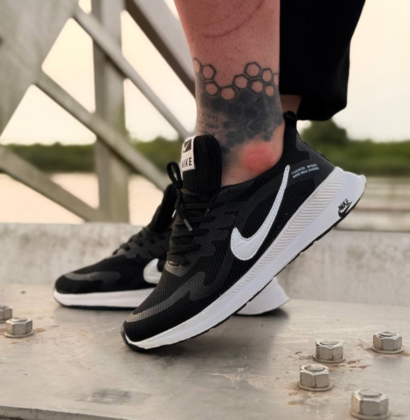 کتونی اسپرت Nike Max جدید مشکی سفید