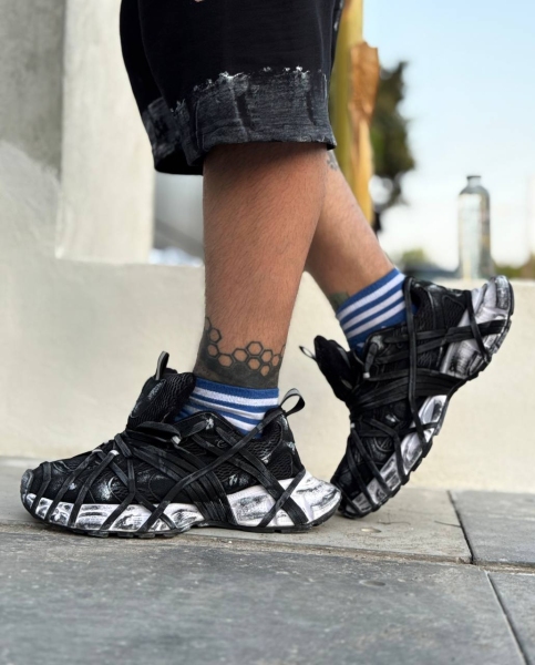 کتونی اسپرت BALENCIAGA SPIDER مشکی سفید