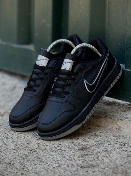 نایک ایر فورس مشکی نایک نقره ای